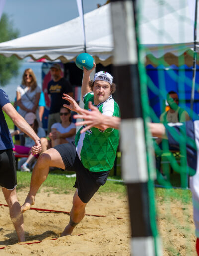 Beachhandball in Arbon im Juli 2024.